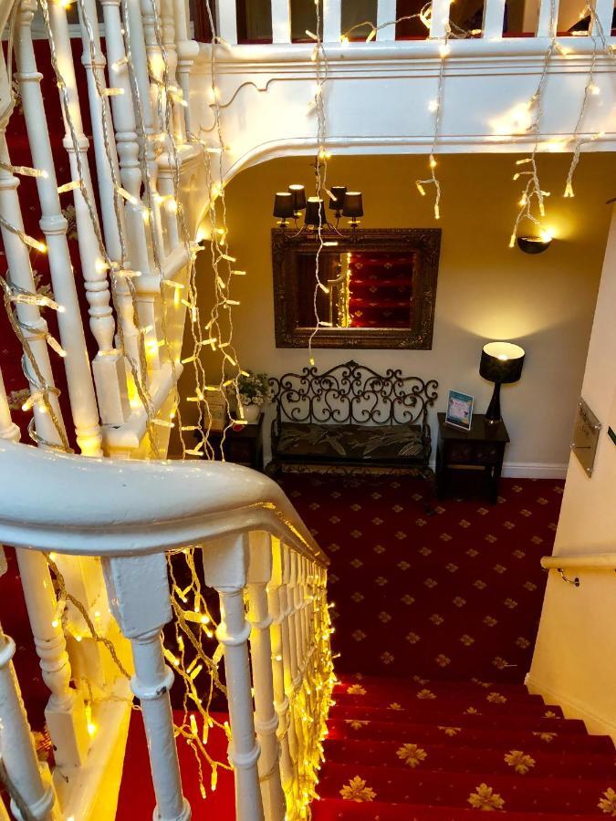 Old Rose And Crown Hotel Birmingham Rubery Bagian luar foto